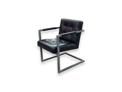 Scaun Jenson – disponibil pe stoc